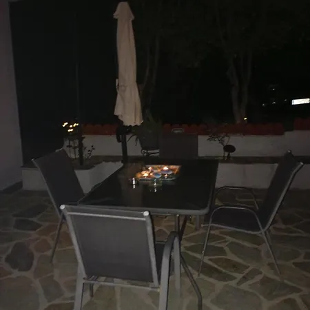 度假居 Stone And Serenity